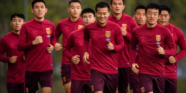 徐彬刚在中超坐稳主力！就被传闻要离队留洋，球迷推荐他去德甲